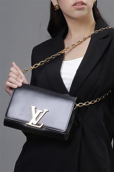 buy louis vuitton chain louise bag black|louis vuitton chain wallet felicie.